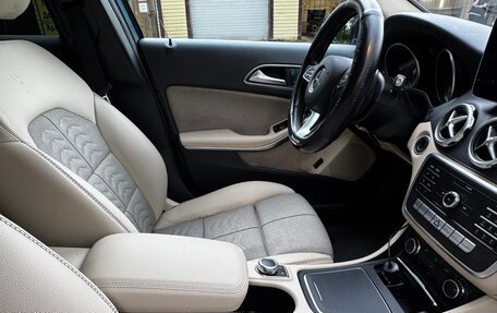 Mercedes-Benz GLA, 2019 год, 2 650 000 рублей, 10 фотография