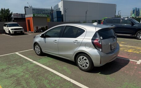 Toyota Aqua I, 2018 год, 1 300 000 рублей, 4 фотография