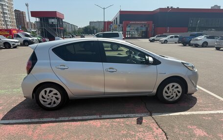 Toyota Aqua I, 2018 год, 1 300 000 рублей, 7 фотография
