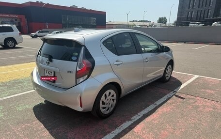 Toyota Aqua I, 2018 год, 1 300 000 рублей, 6 фотография