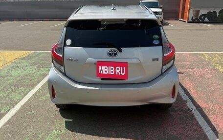 Toyota Aqua I, 2018 год, 1 300 000 рублей, 5 фотография