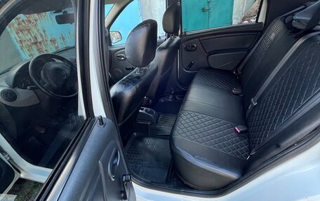 Renault Logan I, 2011 год, 370 000 рублей, 4 фотография