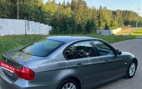 BMW 3 серия, 2011 год, 1 100 000 рублей, 6 фотография