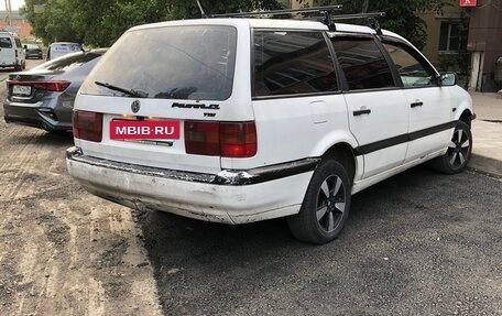 Volkswagen Passat B4, 1994 год, 220 000 рублей, 2 фотография
