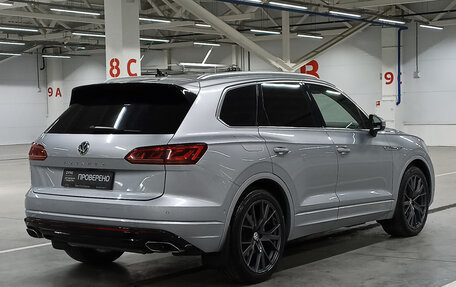 Volkswagen Touareg III, 2018 год, 4 699 000 рублей, 6 фотография