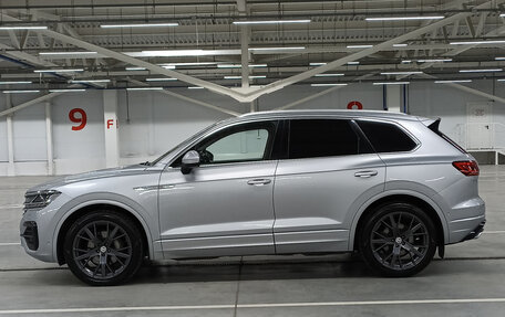 Volkswagen Touareg III, 2018 год, 4 699 000 рублей, 10 фотография