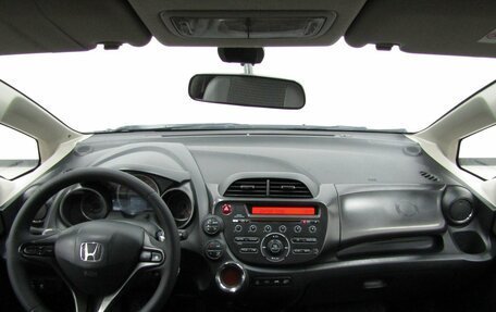 Honda Jazz II рестайлинг, 2011 год, 747 000 рублей, 17 фотография