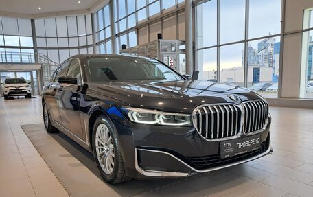 BMW 7 серия, 2019 год, 6 300 000 рублей, 7 фотография