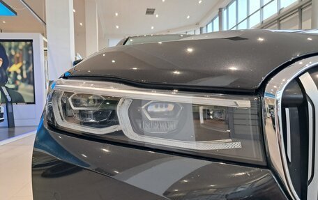 BMW 7 серия, 2019 год, 6 300 000 рублей, 21 фотография