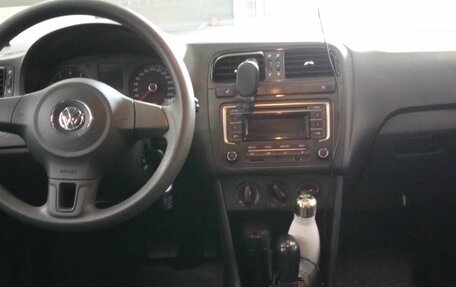 Volkswagen Polo VI (EU Market), 2013 год, 799 000 рублей, 5 фотография