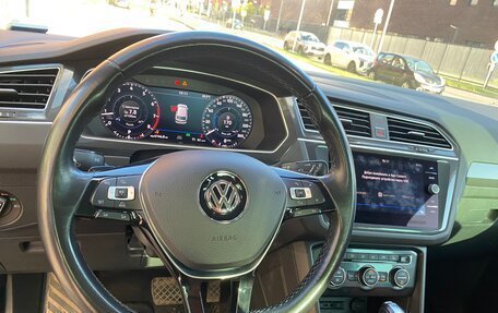 Volkswagen Tiguan II, 2018 год, 2 700 000 рублей, 10 фотография