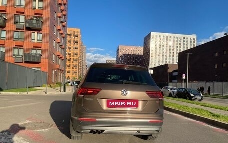 Volkswagen Tiguan II, 2018 год, 2 700 000 рублей, 6 фотография