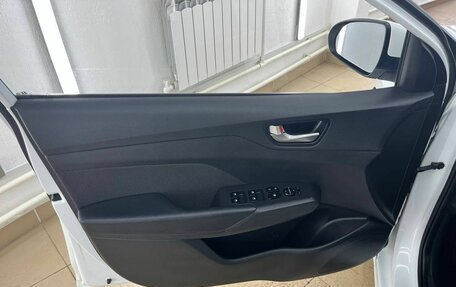 Hyundai Solaris II рестайлинг, 2017 год, 1 379 000 рублей, 22 фотография