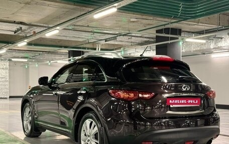Infiniti FX II, 2012 год, 1 950 000 рублей, 11 фотография