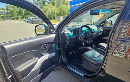 Mitsubishi Outlander III рестайлинг 3, 2008 год, 1 150 000 рублей, 9 фотография