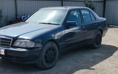 Mercedes-Benz C-Класс, 1997 год, 180 000 рублей, 2 фотография