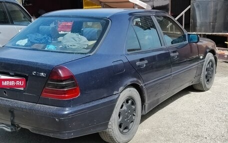 Mercedes-Benz C-Класс, 1997 год, 180 000 рублей, 4 фотография