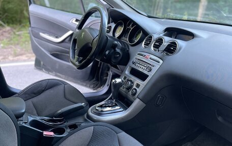 Peugeot 308 II, 2010 год, 290 000 рублей, 12 фотография