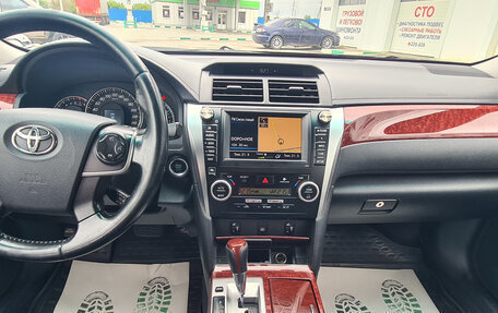 Toyota Camry, 2013 год, 1 400 000 рублей, 16 фотография