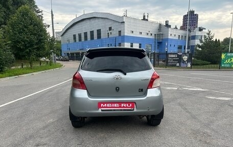 Toyota Yaris III рестайлинг, 2007 год, 420 000 рублей, 6 фотография
