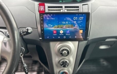 Toyota Yaris III рестайлинг, 2007 год, 420 000 рублей, 11 фотография