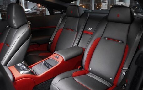 Rolls-Royce Wraith, 2018 год, 52 000 000 рублей, 8 фотография