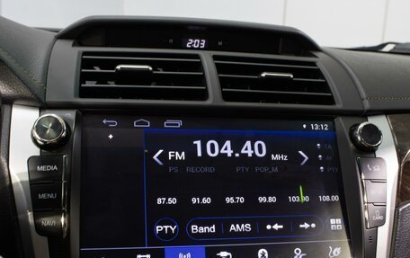 Toyota Camry, 2017 год, 2 350 000 рублей, 14 фотография