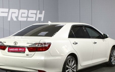 Toyota Camry, 2017 год, 2 350 000 рублей, 2 фотография