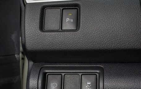 Toyota Camry, 2017 год, 2 350 000 рублей, 23 фотография