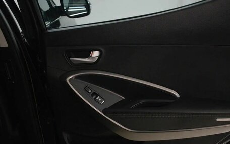 Hyundai Santa Fe III рестайлинг, 2017 год, 1 990 000 рублей, 15 фотография