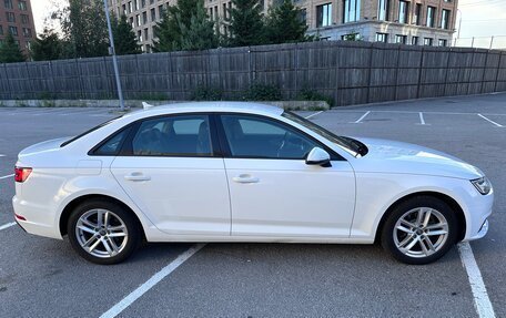 Audi A4, 2018 год, 2 389 000 рублей, 8 фотография