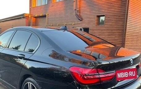 BMW 7 серия, 2016 год, 3 750 000 рублей, 4 фотография