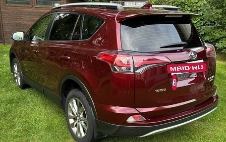 Toyota RAV4, 2016 год, 2 750 000 рублей, 4 фотография
