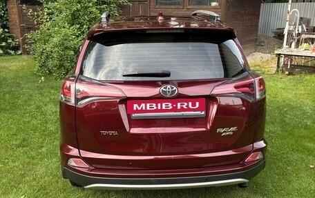 Toyota RAV4, 2016 год, 2 750 000 рублей, 8 фотография