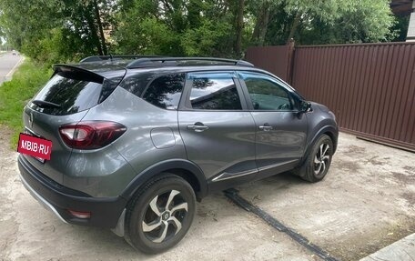 Renault Kaptur I рестайлинг, 2017 год, 1 550 000 рублей, 4 фотография