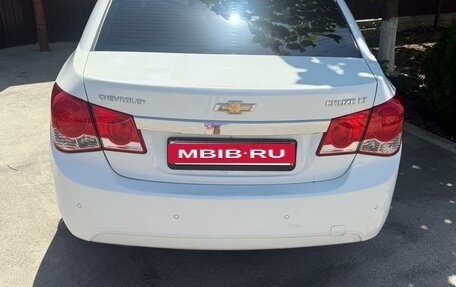 Chevrolet Cruze II, 2012 год, 820 000 рублей, 3 фотография