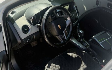 Chevrolet Cruze II, 2012 год, 820 000 рублей, 10 фотография