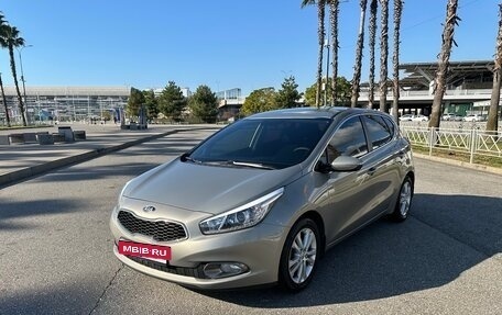 KIA cee'd III, 2014 год, 1 090 000 рублей, 2 фотография