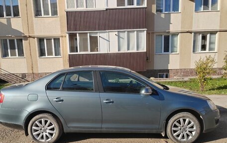 Volkswagen Jetta VI, 2008 год, 750 000 рублей, 2 фотография