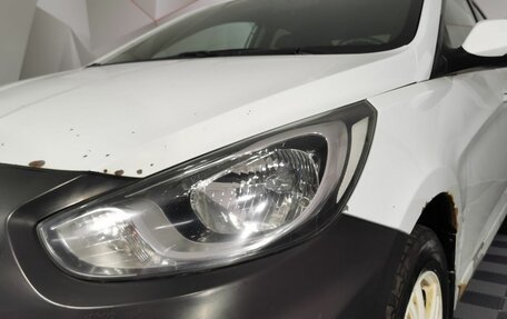 Hyundai Solaris II рестайлинг, 2011 год, 445 000 рублей, 18 фотография