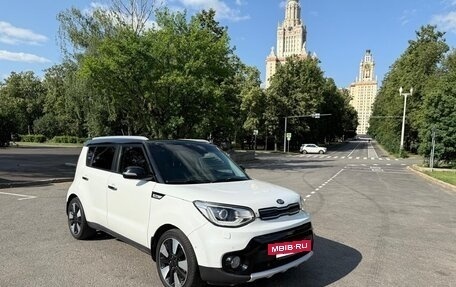 KIA Soul II рестайлинг, 2017 год, 1 090 000 рублей, 8 фотография