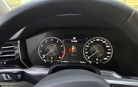 Volkswagen Touareg III, 2021 год, 4 899 000 рублей, 3 фотография
