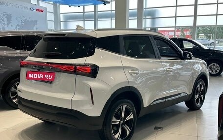 Chery Tiggo 4 I рестайлинг, 2025 год, 2 420 000 рублей, 6 фотография