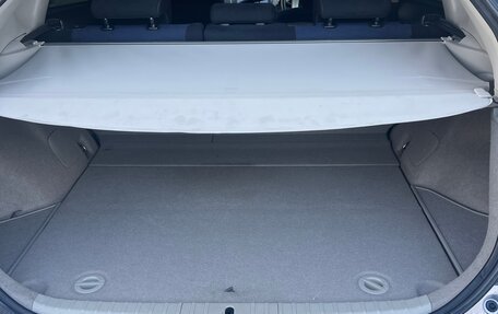 Toyota Prius, 2013 год, 1 420 000 рублей, 8 фотография