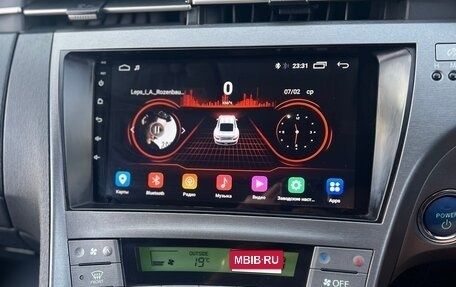 Toyota Prius, 2013 год, 1 420 000 рублей, 5 фотография