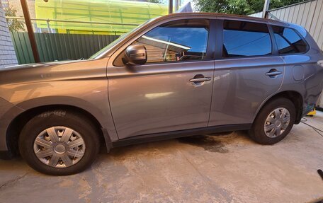 Mitsubishi Outlander III рестайлинг 3, 2012 год, 1 100 000 рублей, 5 фотография