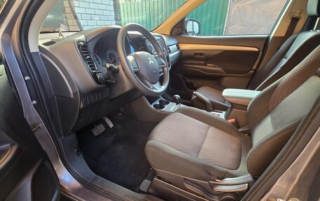 Mitsubishi Outlander III рестайлинг 3, 2012 год, 1 100 000 рублей, 30 фотография