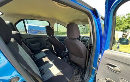 Renault Logan II, 2018 год, 860 000 рублей, 6 фотография