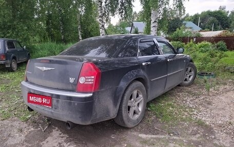 Chrysler 300C II, 2008 год, 750 000 рублей, 5 фотография