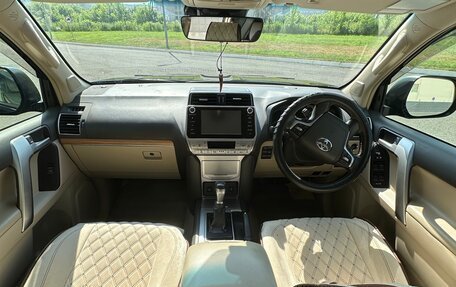Toyota Land Cruiser Prado 150 рестайлинг 2, 2019 год, 4 000 000 рублей, 8 фотография
